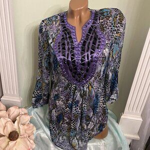 Luciano Dante. Sz S. Chiffon Embellished V-Neck. Roll Tab Slouch Sleeve. B90